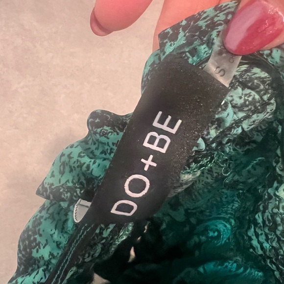 DO+Be Python Dress - Picture 4 of 4